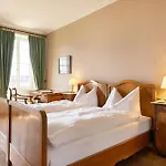 Hotel St Petersinsel 3*