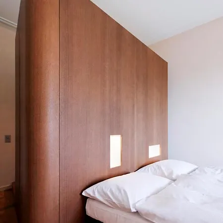 Klosterhotel St. Petersinsel Отель Sankt Petersinsel