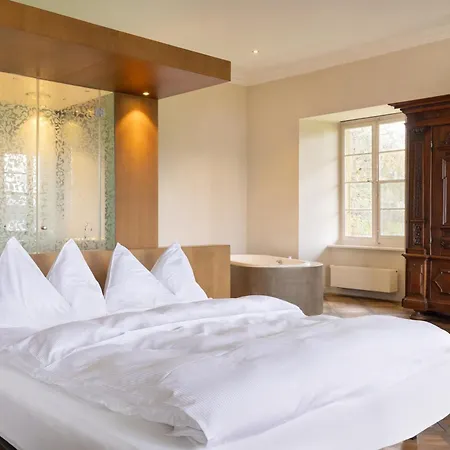Klosterhotel St. Petersinsel