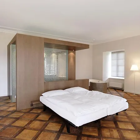Klosterhotel St. Petersinsel 3*